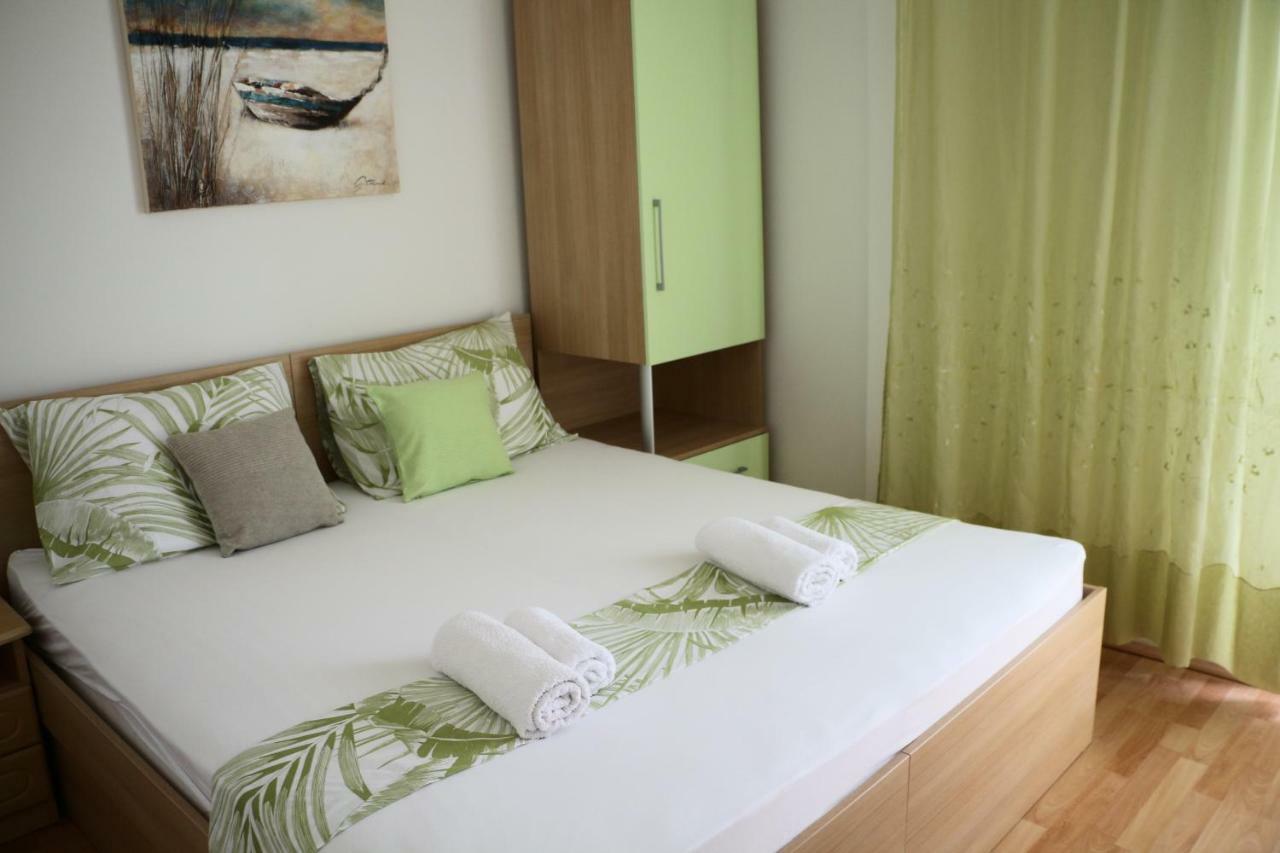 Apartment Mlacic Hvar Town Exterior photo