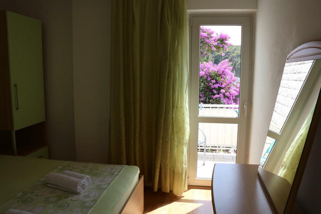 Apartment Mlacic Hvar Town Exterior photo